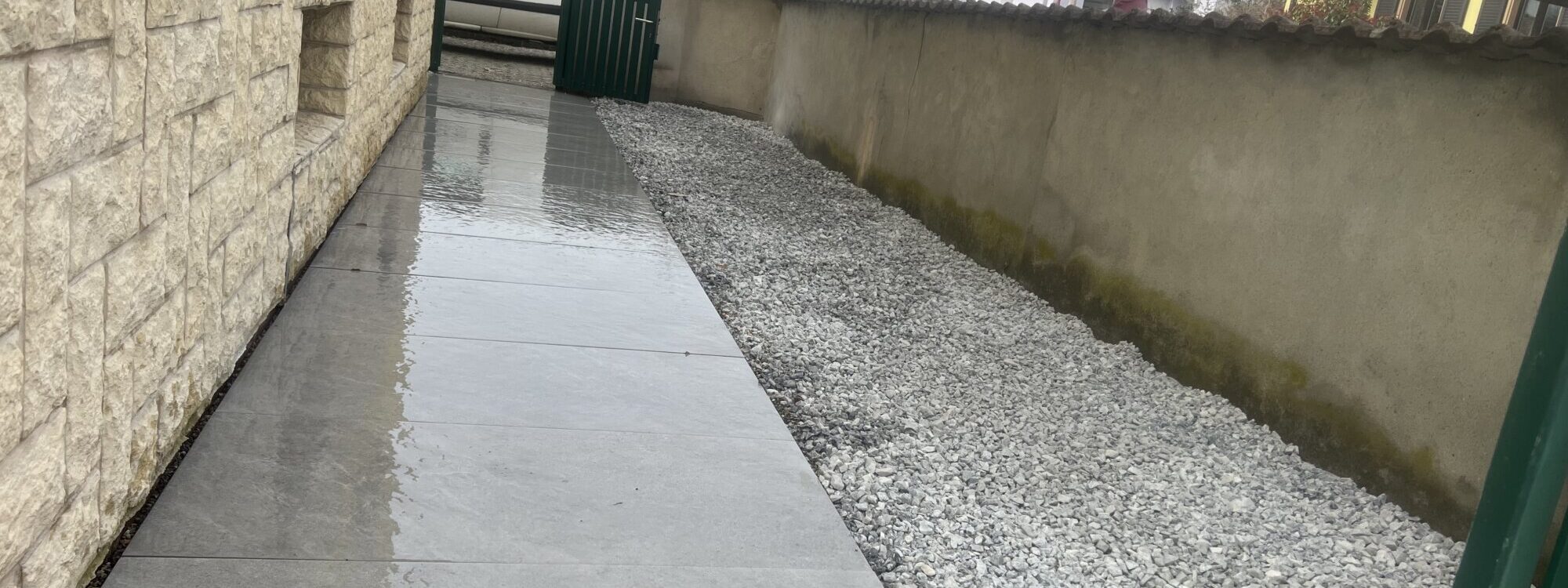 Chantier Blotzheim &#8211; pose céramique de gravier décoratif Riedisheim