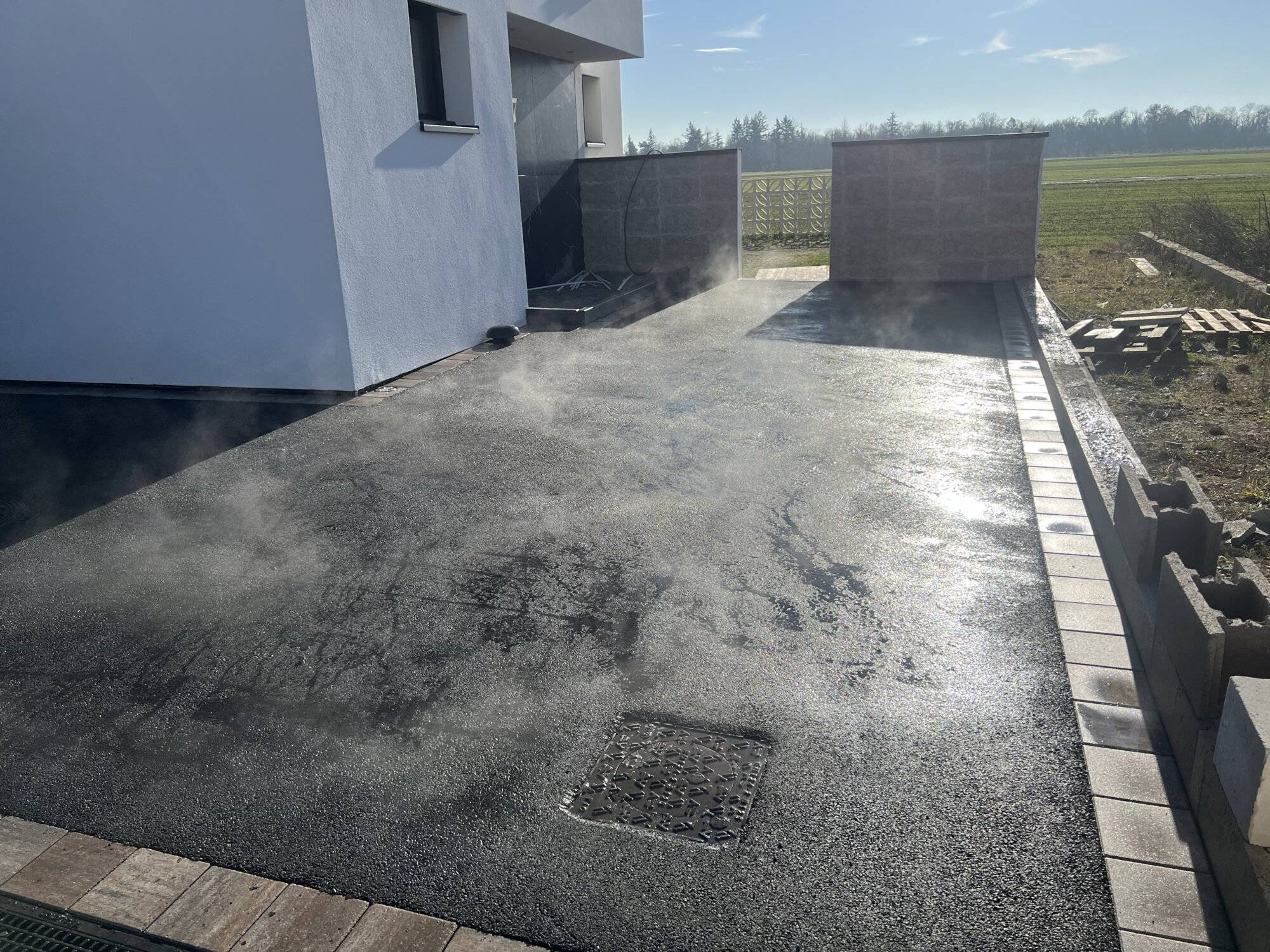Chantier Habsheim &#8211; pose de macadam et céramique Guebwiller