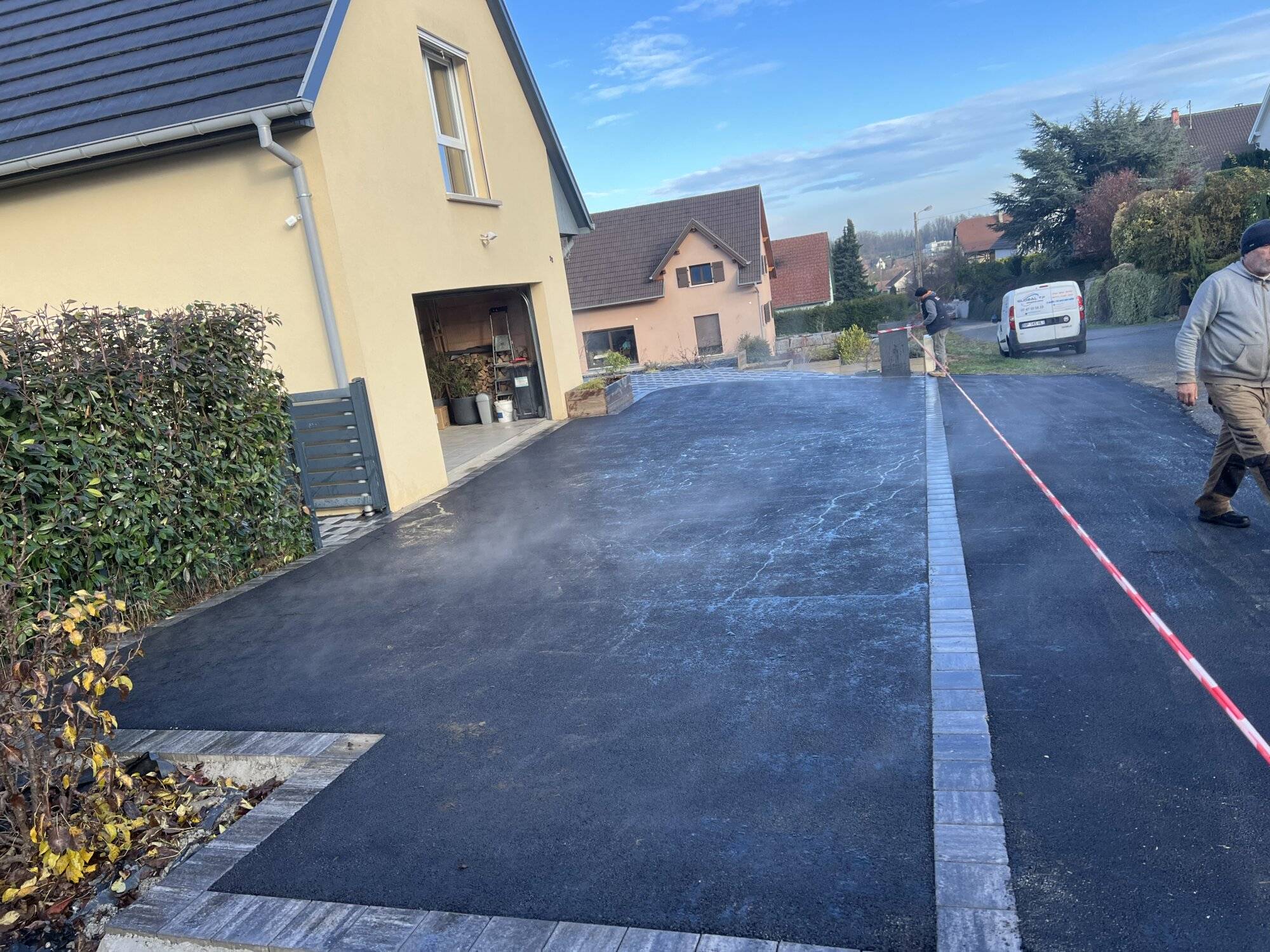 Chantier Uffheim &#8211; pose macadam et pavé Colmar 2