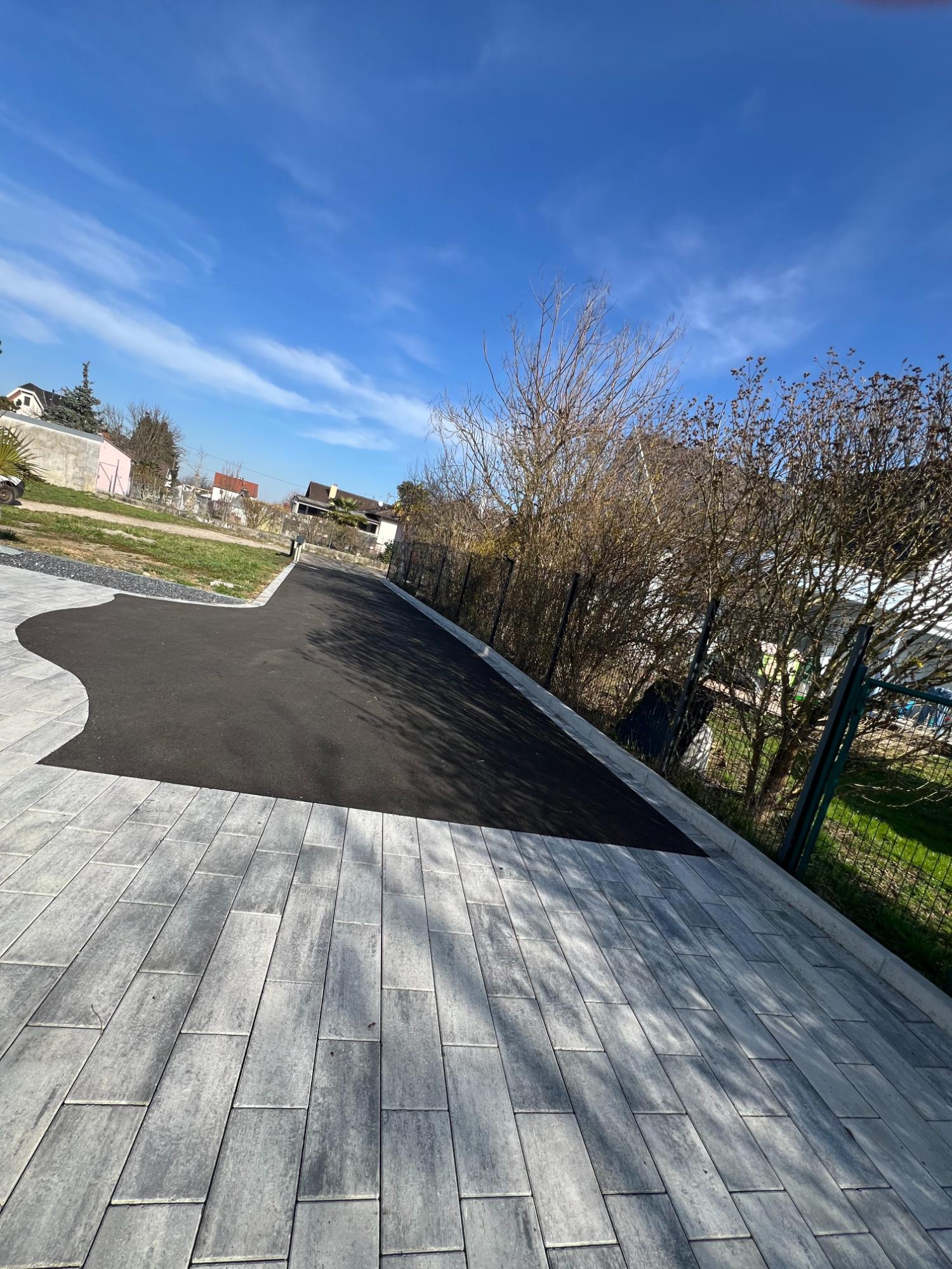 Pose pav&eacute;s + pose macadam + pose palissade + pose palis + blocs + marches granit Mulhouse